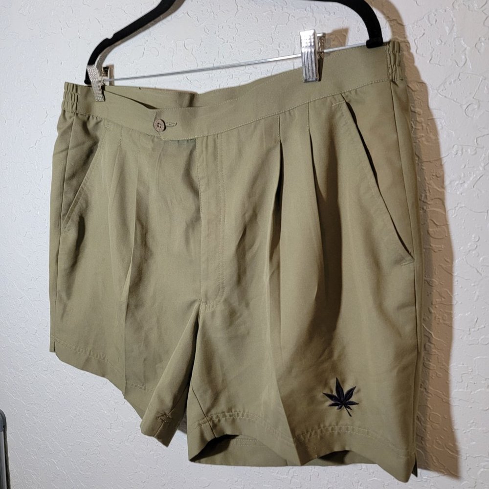 Men's Boast USA  Khaki Tan Shorts Athletic Embroidery Logo Size 38